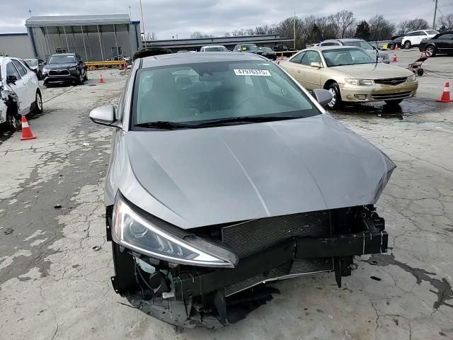 2020 Hyundai Elantra - Image 14