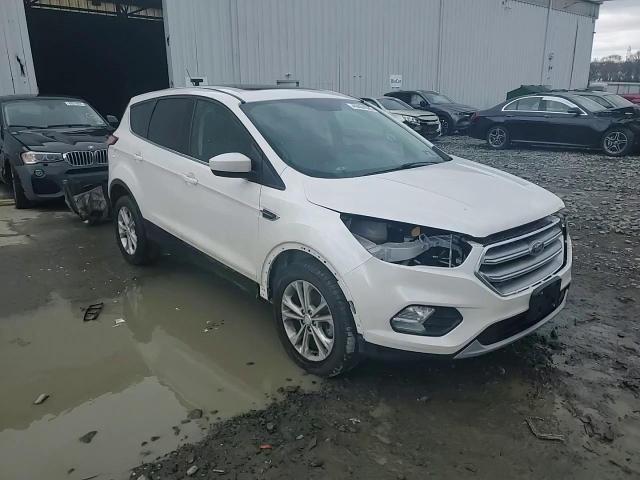 2017 Ford Escape - Image 15