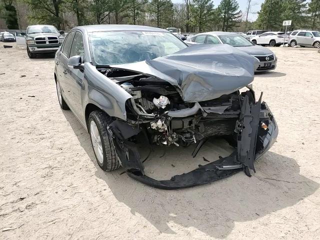 2010 Volkswagen Jetta - Image 11