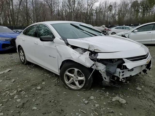 2018 Chevrolet Malibu - Image 11