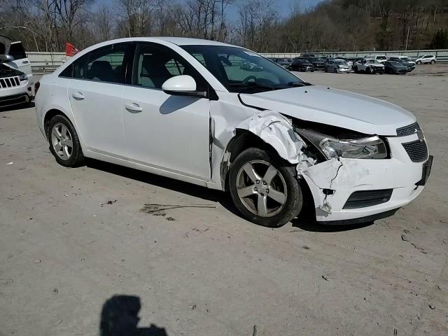 2011 Chevrolet Cruze - Image 11