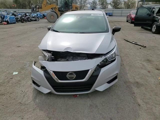 2021 Nissan Versa - Image 11
