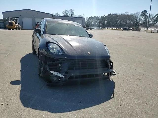 2015 Porsche Macan - Image 11