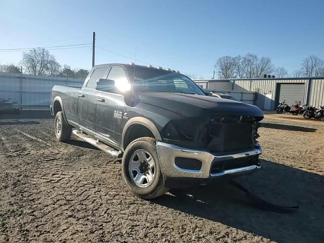 2015 RAM 3500 - Image 11