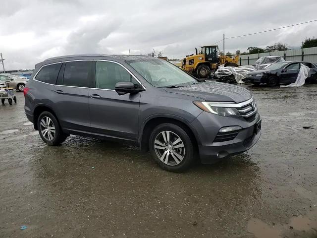 2016 Honda Pilot - Image 11