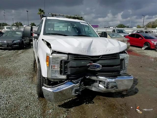 2017 Ford F250 - Image 11
