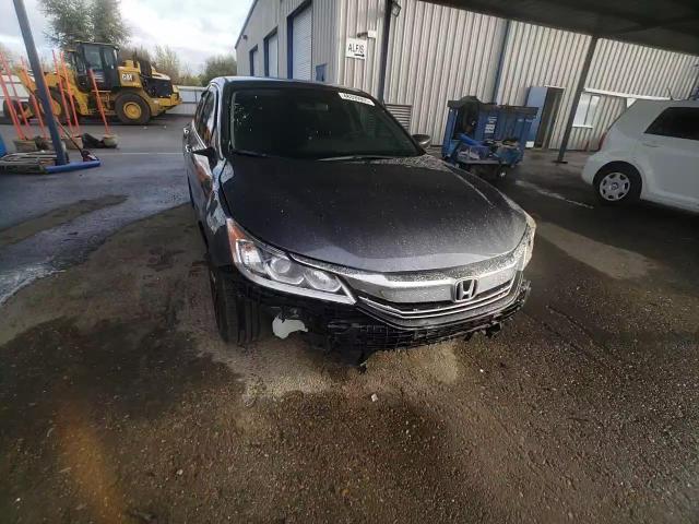 2017 Honda Accord - Image 11