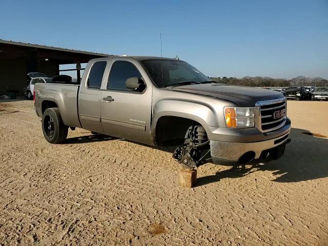 2012 GMC Sierra - Image 11