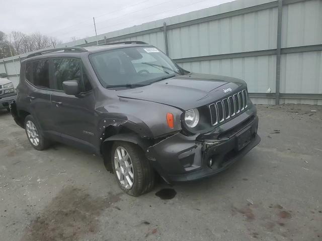 2019 Jeep Renegade - Image 11