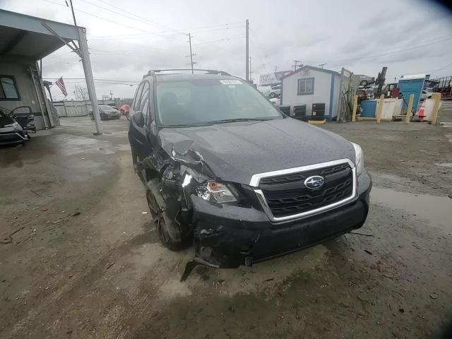 2018 Subaru Forester - Image 12
