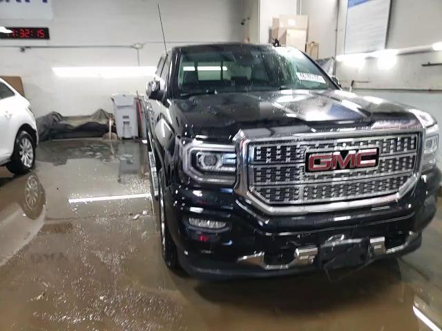 2017 GMC Sierra - Image 13