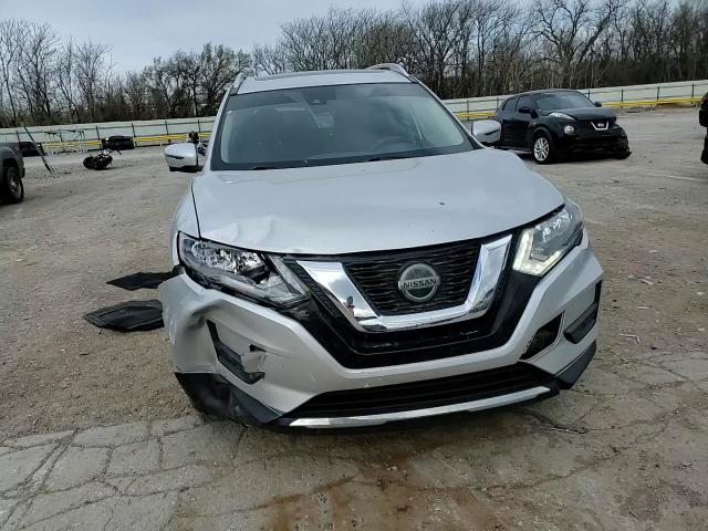 2019 Nissan Rogue - Image 11