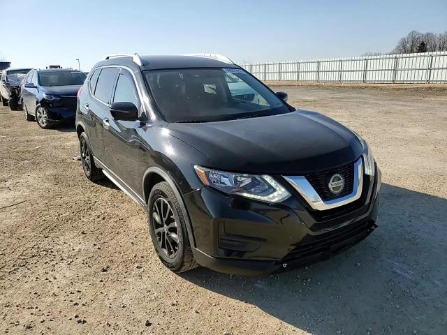 2018 Nissan Rogue - Image 11