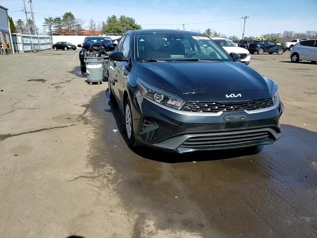 2024 Kia Forte - Image 14