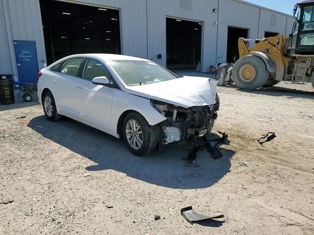 2016 Hyundai Sonata - Image 11