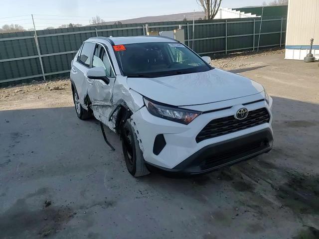 2020 Toyota RAV 4 - Image 12