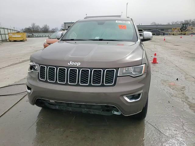 2017 Jeep Grand Cherokee - Image 14