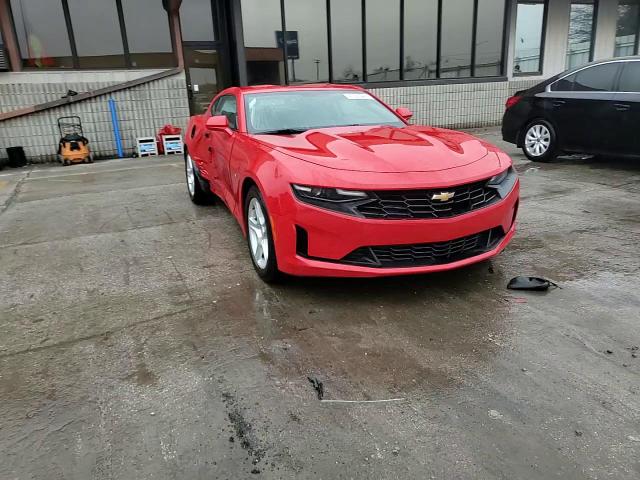 2020 Chevrolet Camaro - Image 11
