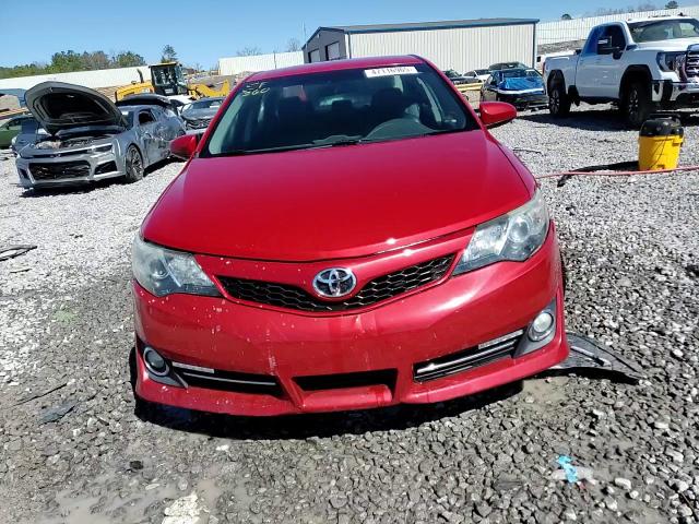 2014 Toyota Camry - Image 13