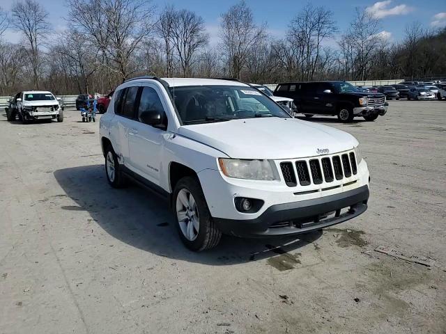 2011 Jeep Compass - Image 11