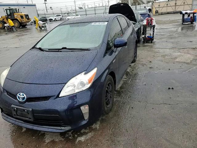 2012 Toyota Prius - Image 11