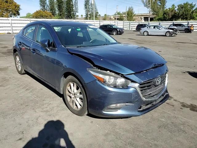 2017 Mazda 3 - Image 11