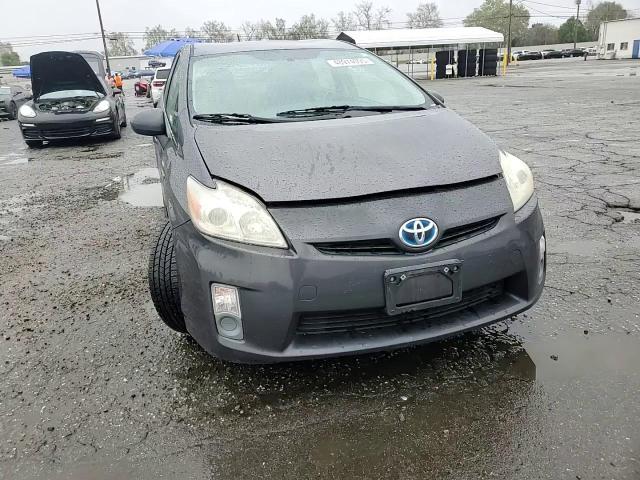 2010 Toyota Prius - Image 10