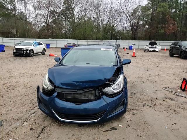 2015 Hyundai Elantra - Image 11