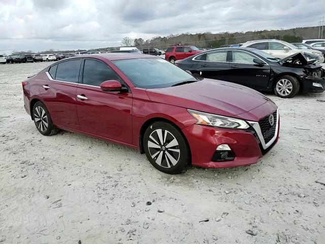 2019 Nissan Altima - Image 11