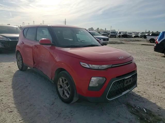2022 Kia Soul - Image 11