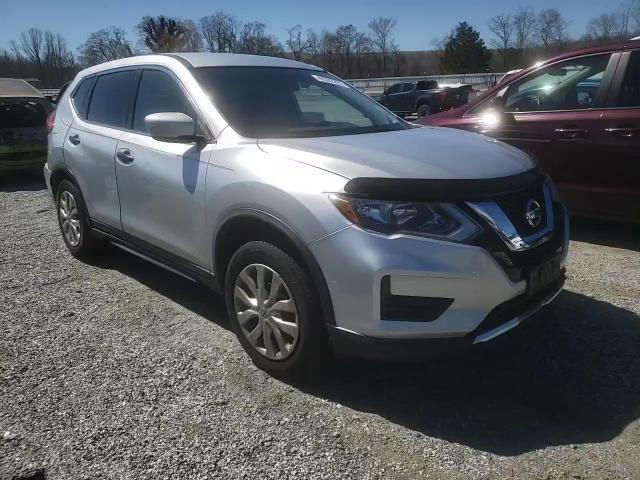 2017 Nissan Rogue - Image 11