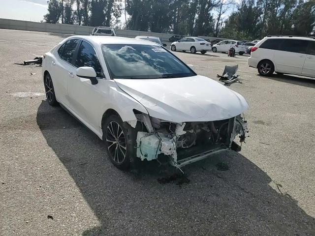 2018 Toyota Camry - Image 11
