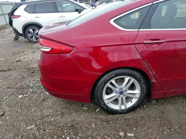 2018 Ford Fusion - Image 14