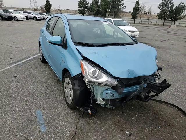2016 Toyota Prius - Image 12