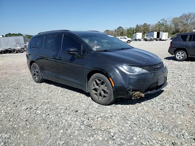 2020 Chrysler Pacifica Touring L VIN: 2C4RC1BG8LR223525 Lot: 50098935
