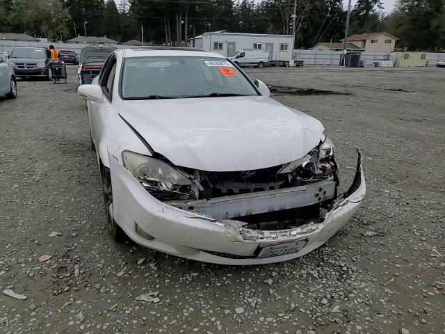 2010 Lexus IS - Image 11