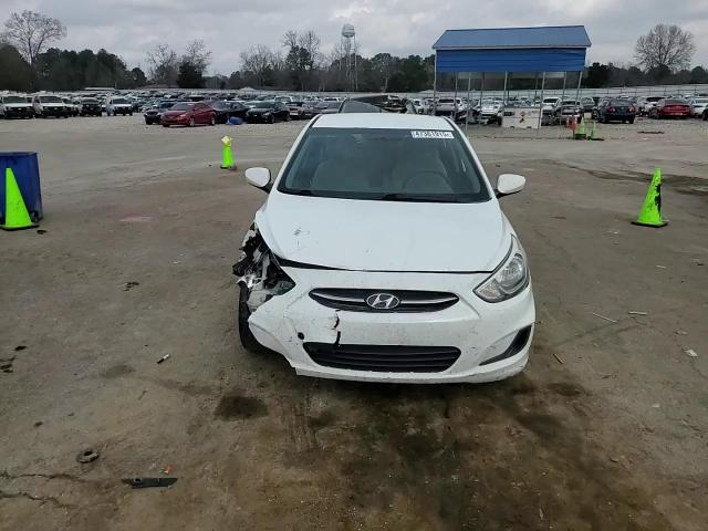 2015 Hyundai Accent - Image 11
