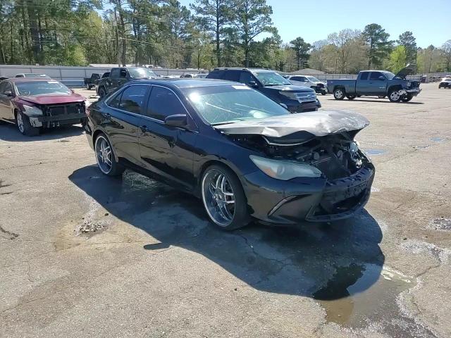 2015 Toyota Camry - Image 14