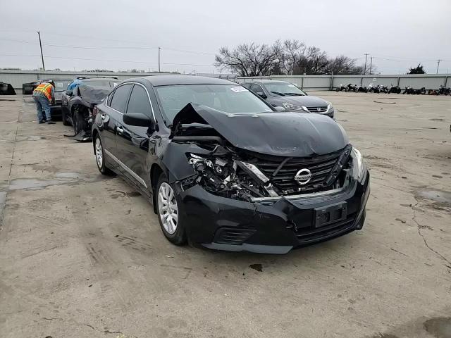 2017 Nissan Altima - Image 11