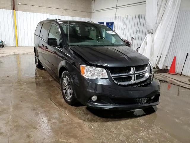2017 Dodge Caravan - Image 14