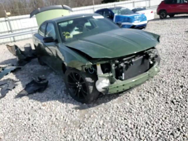 2018 Dodge Charger - Image 11