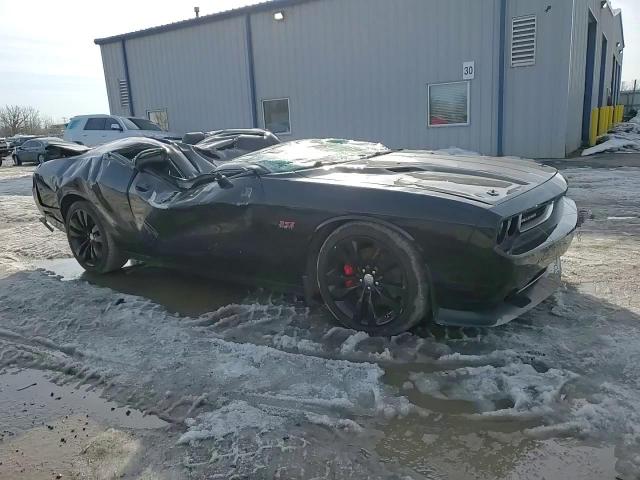 2013 Dodge Challenger - Image 13