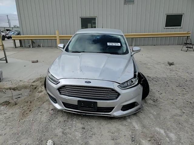 2013 Ford Fusion - Image 11