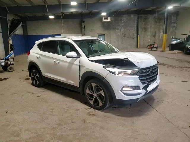 2016 Hyundai Tucson - Image 14