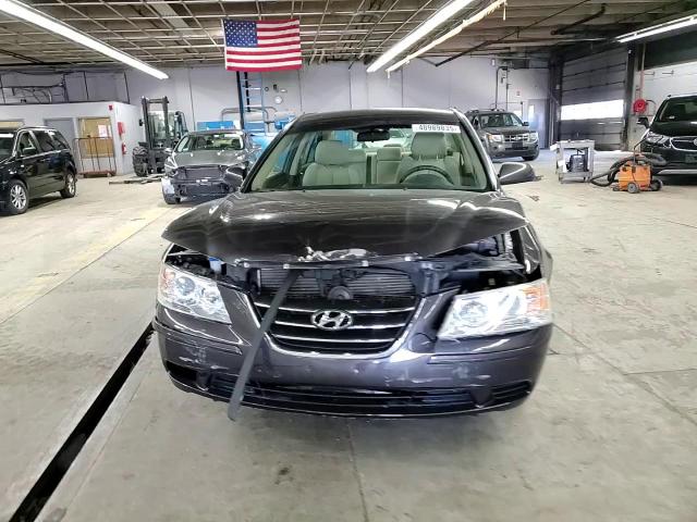 2009 Hyundai Sonata - Image 11