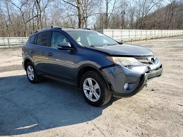 2014 Toyota RAV 4 - Image 11