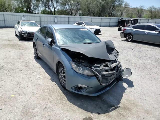 2014 Mazda 3 - Image 10