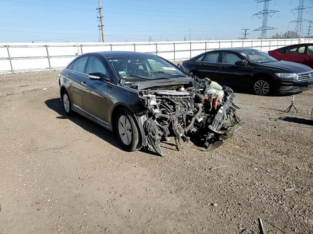 2013 Hyundai Sonata Hybrid VIN: KMHEC4A49DA070386 Lot: 51606574