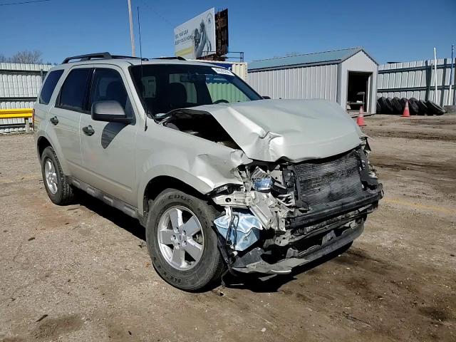 2009 Ford Escape Xlt VIN: 1FMCU03769KC67750 Lot: 49580284