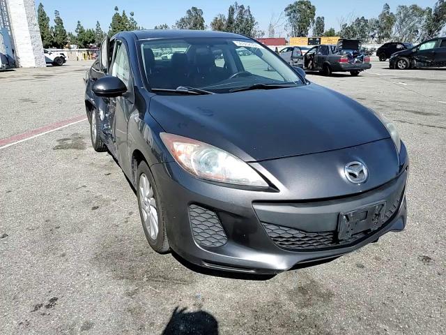 2012 Mazda 3 - Image 10